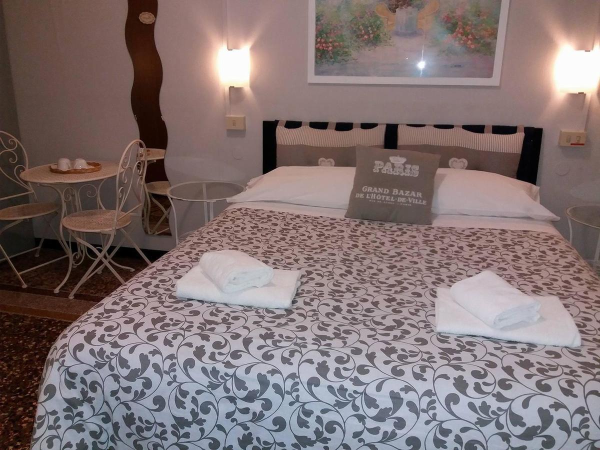 Bed and Breakfast Argentina House à Gênes Extérieur photo